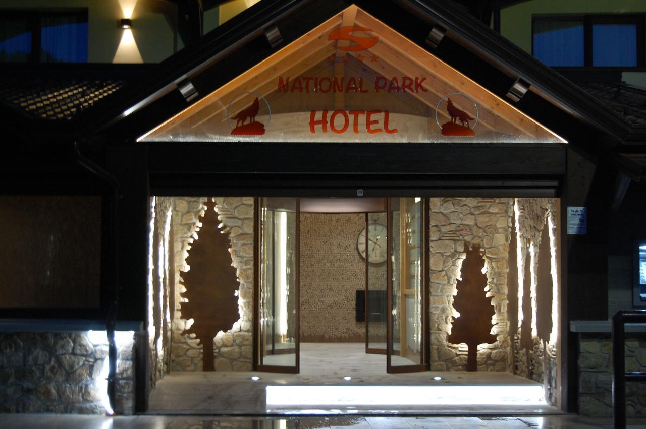 National Park Hotel & Spa Cotronei 外观 照片