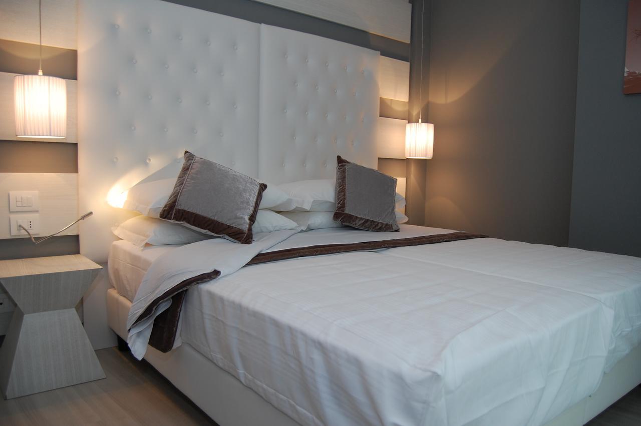 National Park Hotel & Spa Cotronei 外观 照片