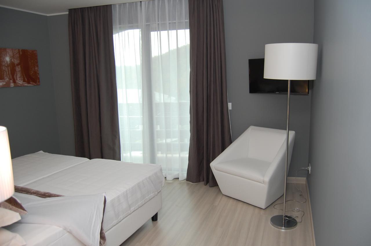 National Park Hotel & Spa Cotronei 外观 照片